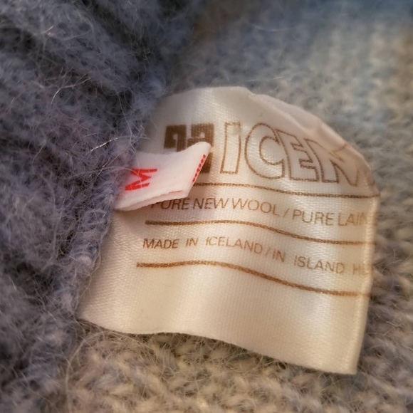 ❄Wool Snowflake Sweater❄ - Picture 2 of 2